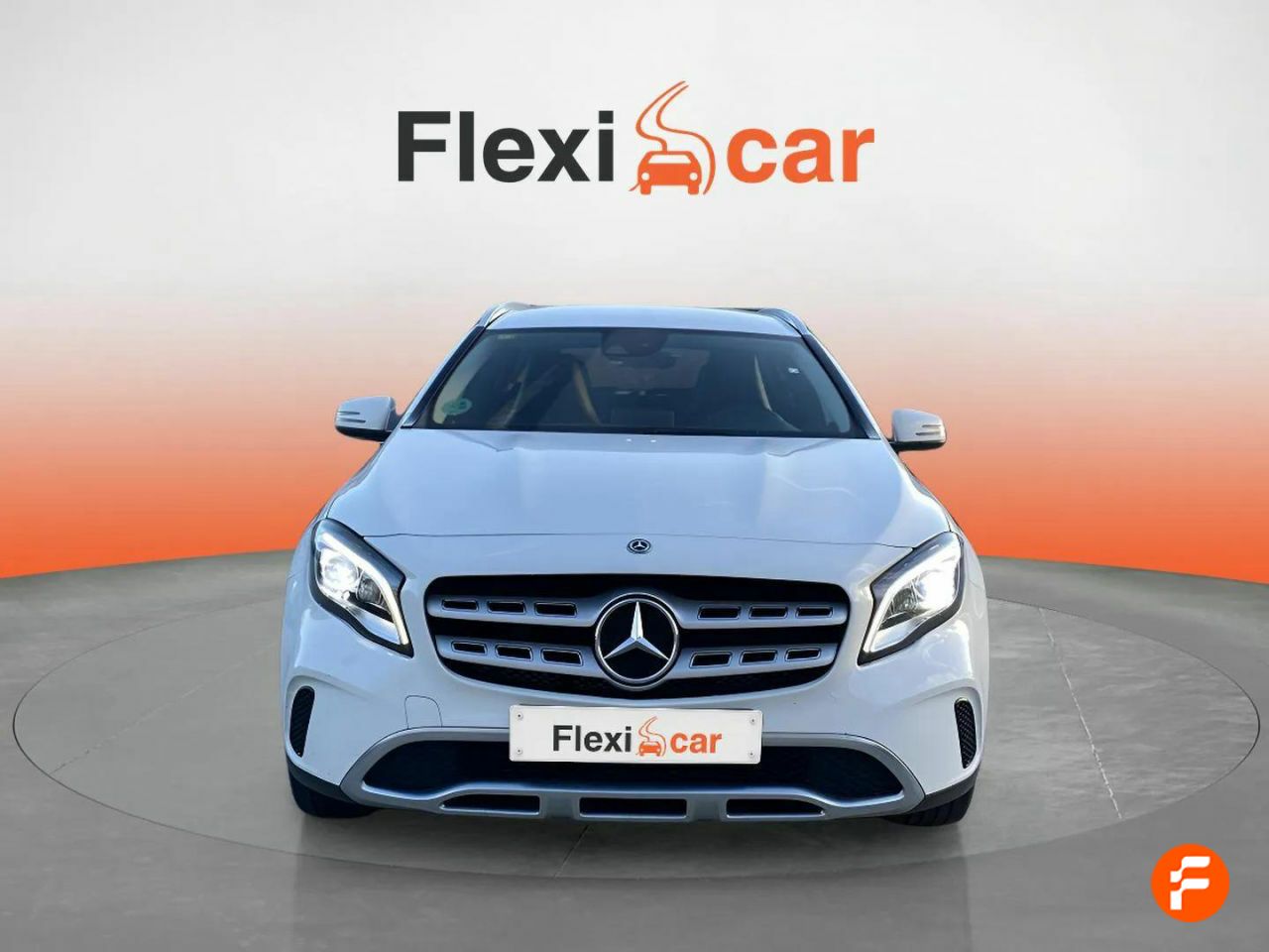 mercedes gla 2018 / foto grande (2)