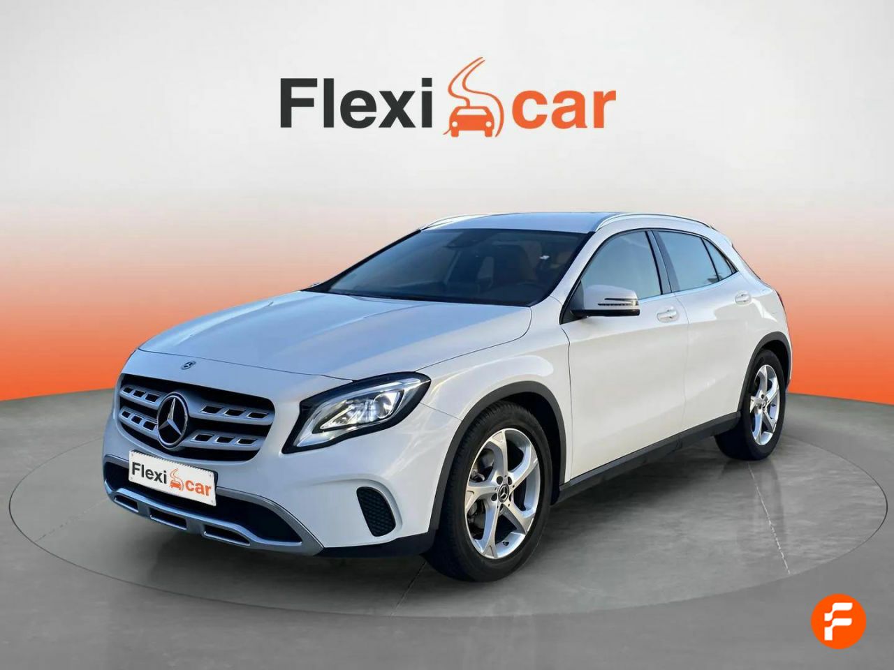 mercedes gla 2018 / foto grande (3)