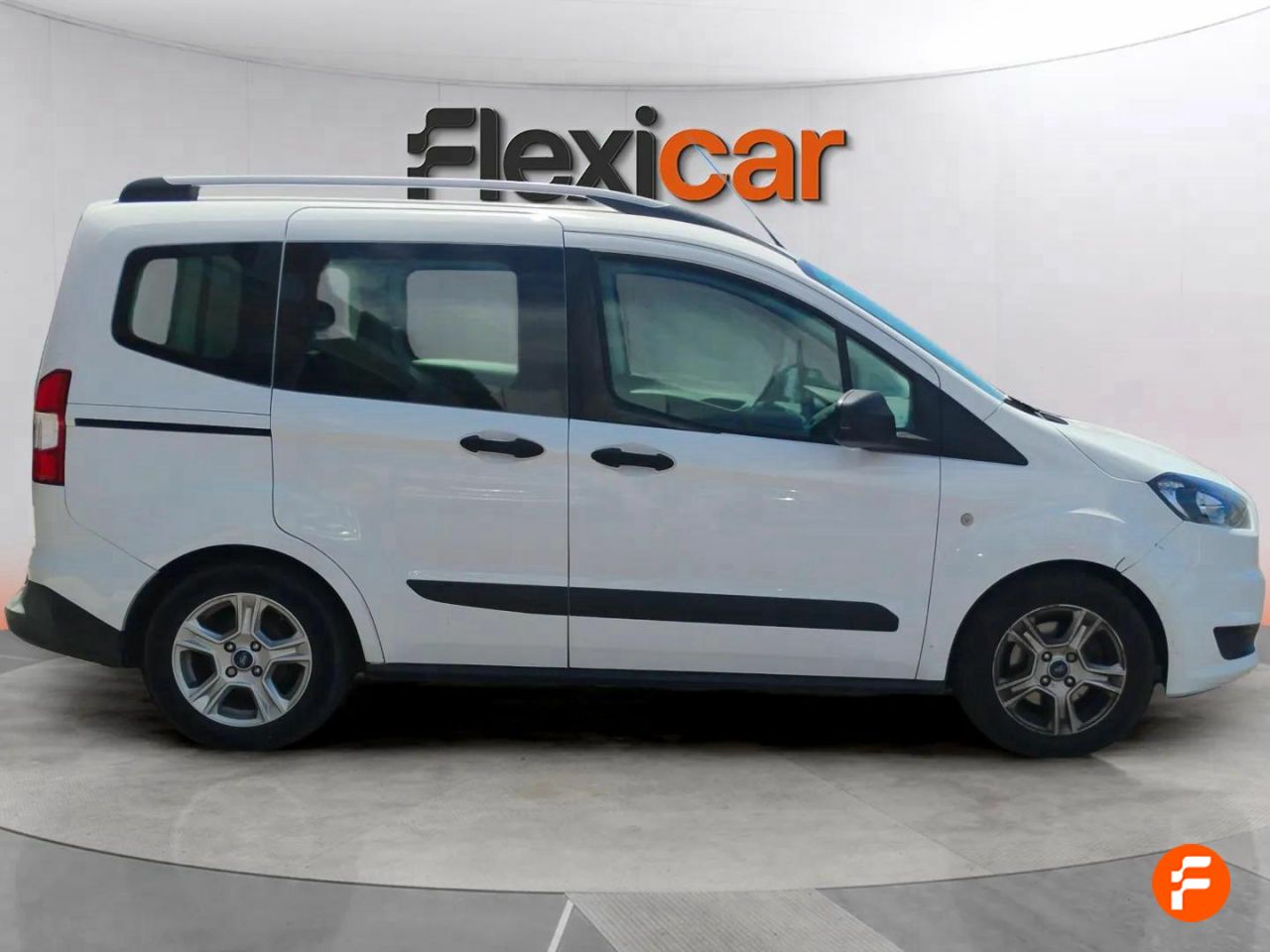 ford tourneo courier 2017 / foto grande (2)