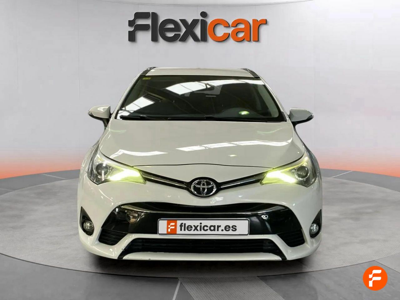 toyota avensis 2017 / foto grande (2)
