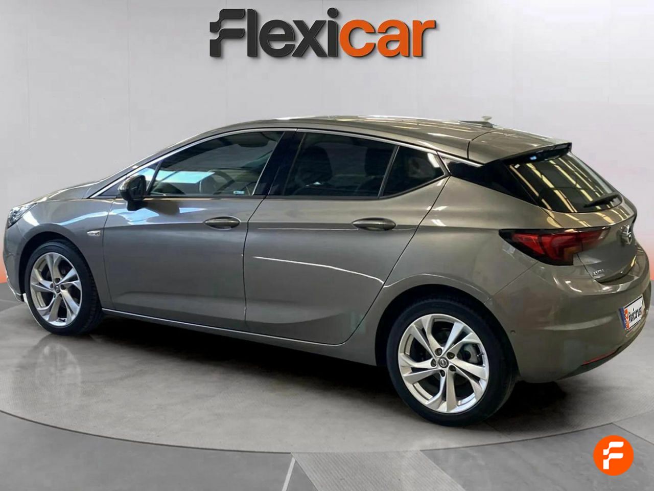 opel astra 2018 / foto grande (3)