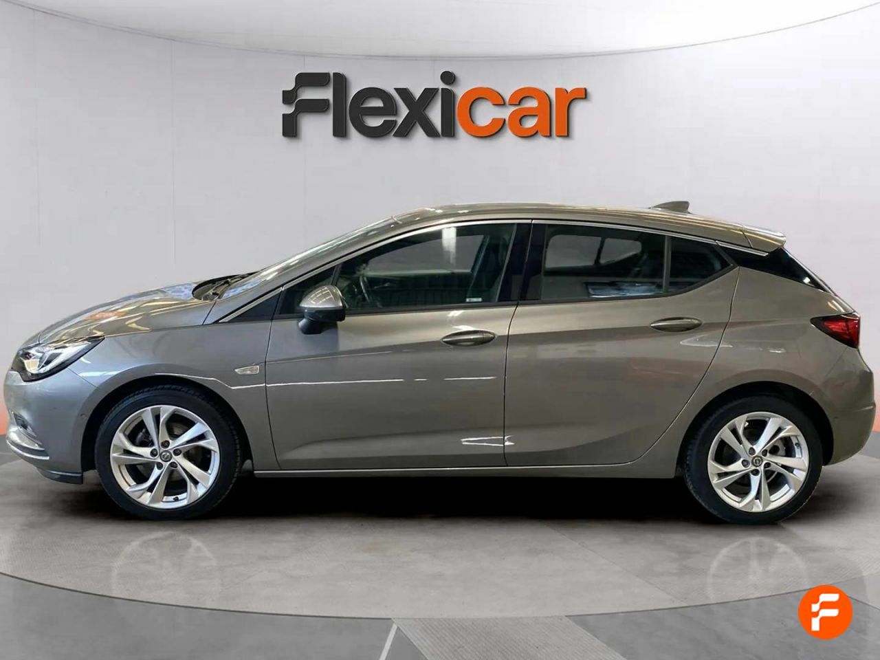 opel astra 2018 / foto grande (2)