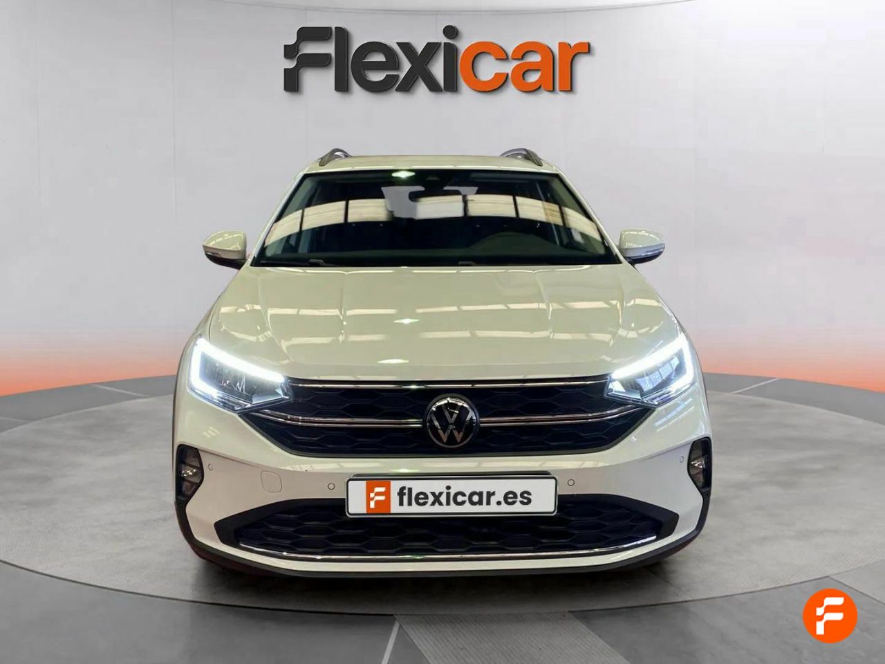 volkswagen taigo 2024 / foto grande (2)