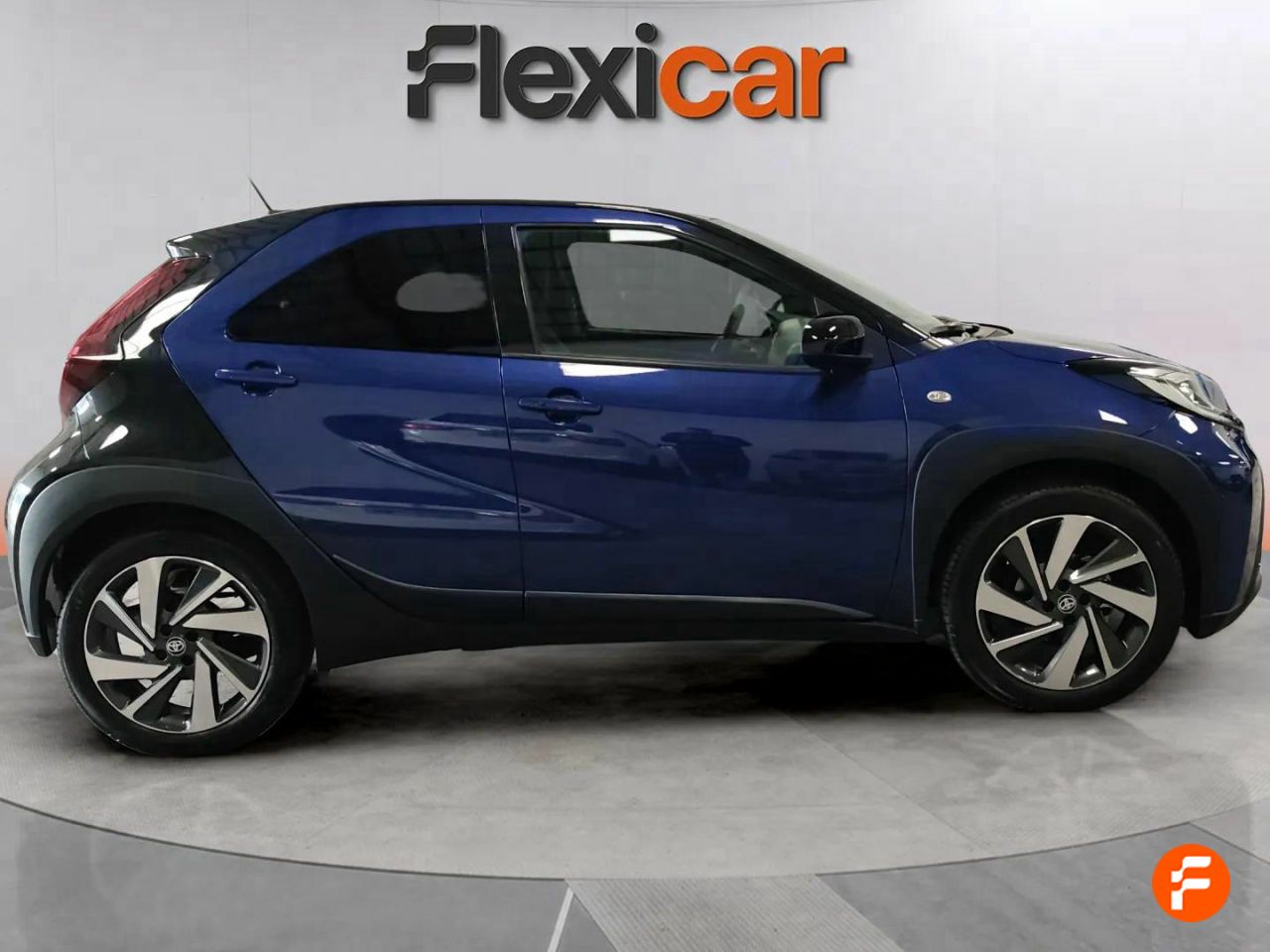 toyota aygo 2024 / foto grande (2)