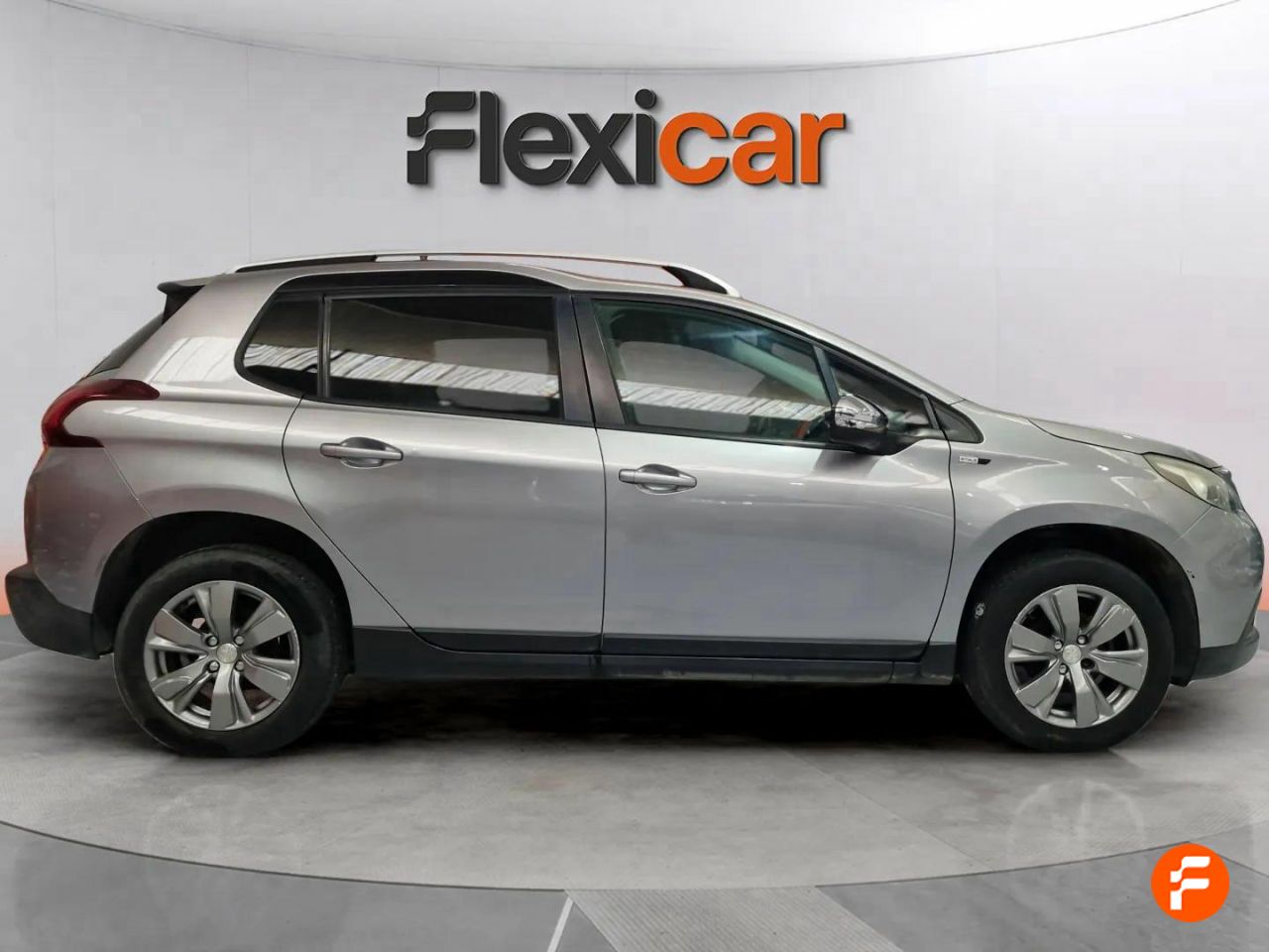 peugeot 2008 2017 / foto grande (3)