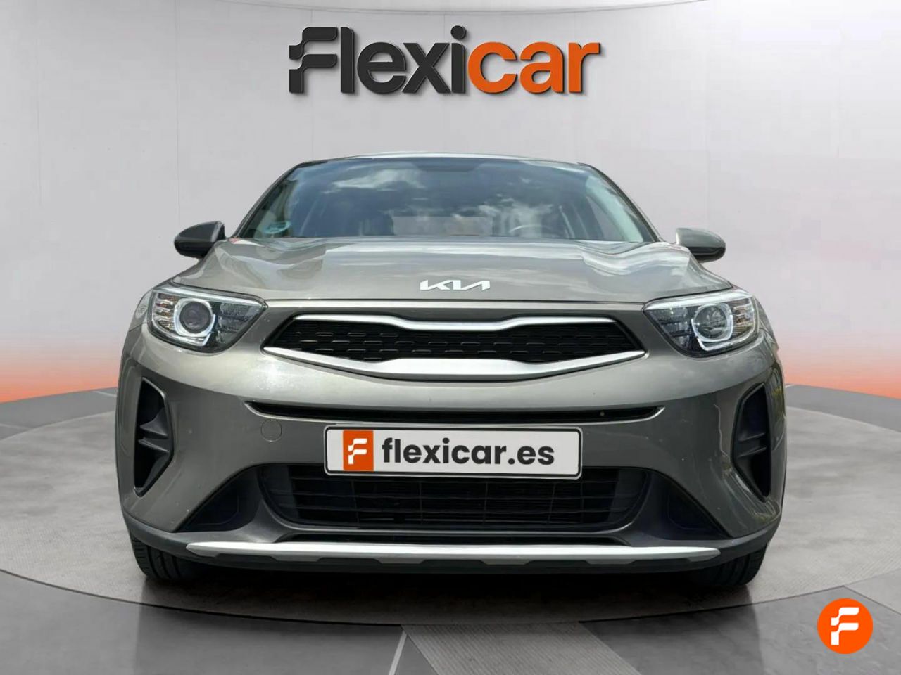 kia stonic 2022 / foto grande (2)