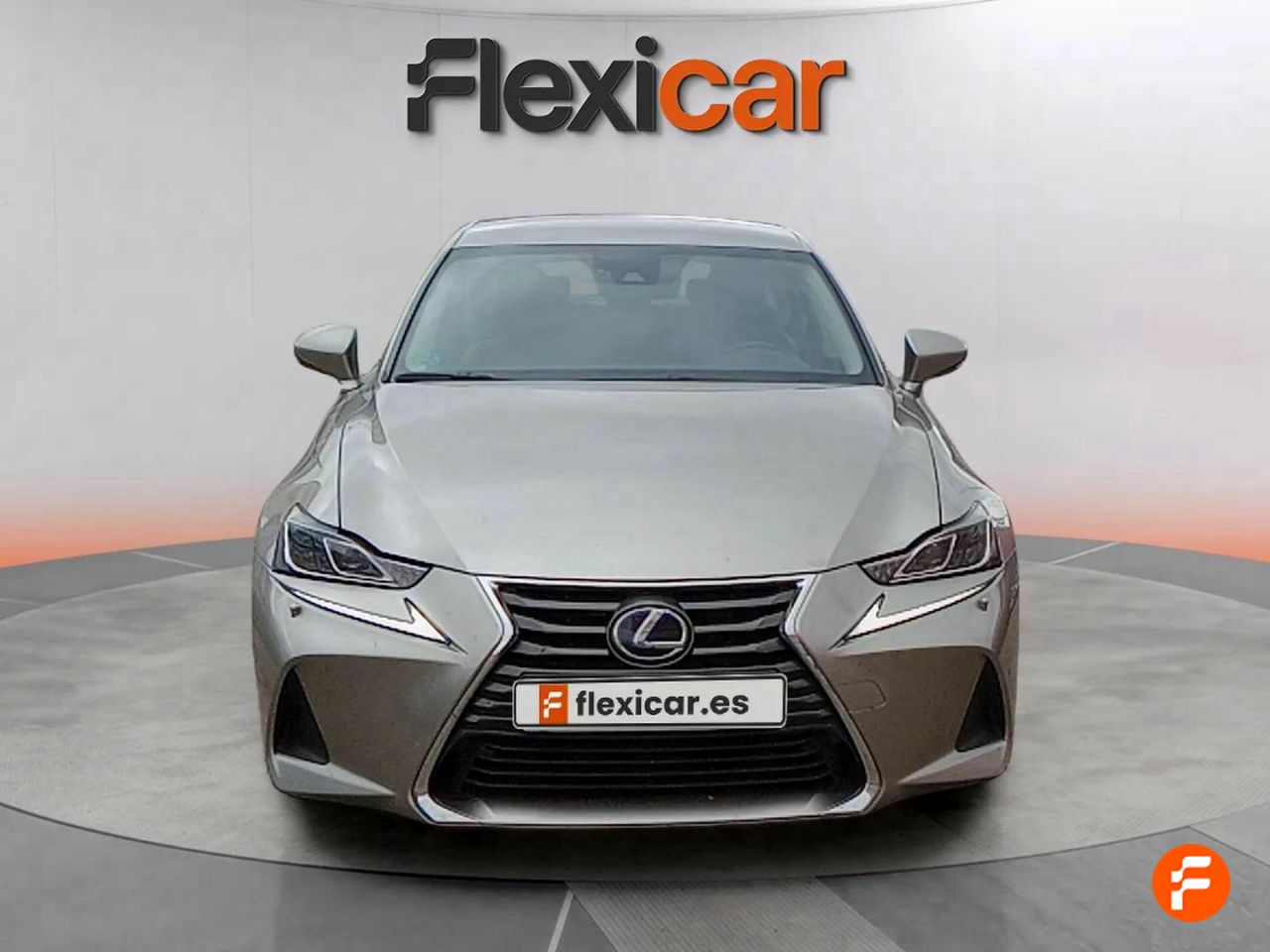 lexus is 2017 / foto grande (2)