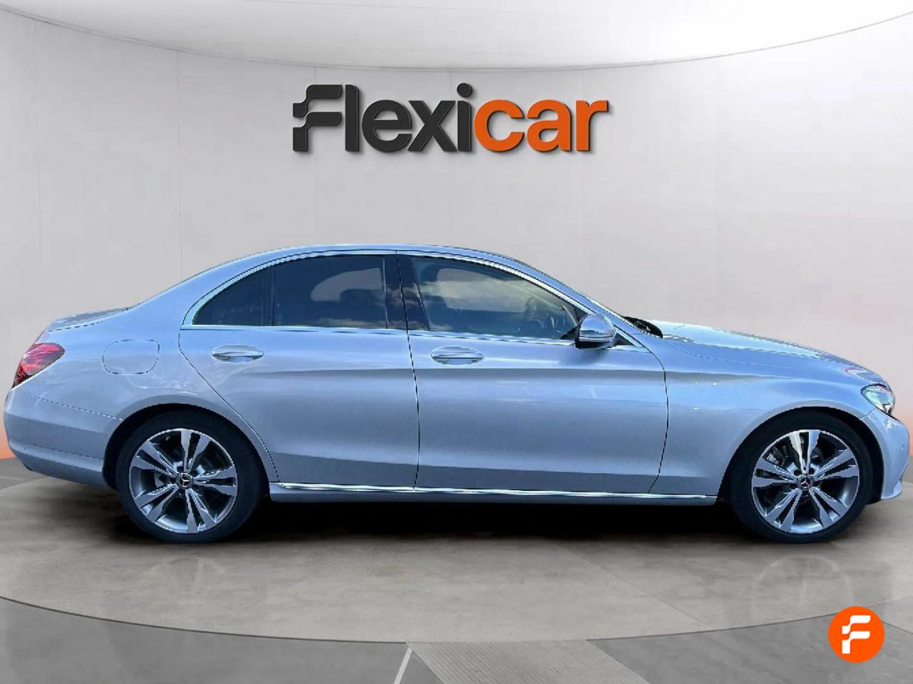 mercedes clase c 2018 / foto grande (3)
