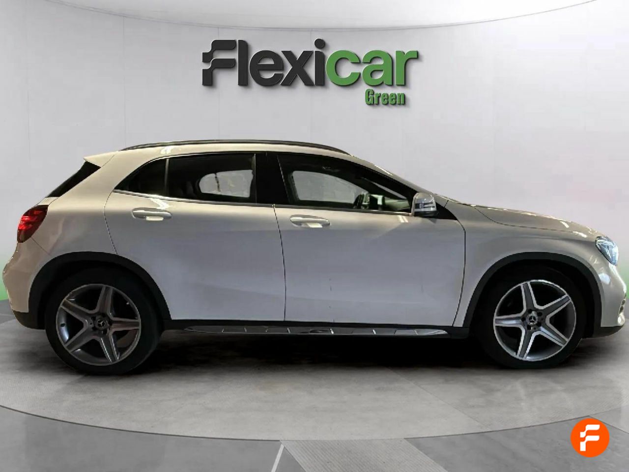 mercedes gla 2019 / foto grande (3)
