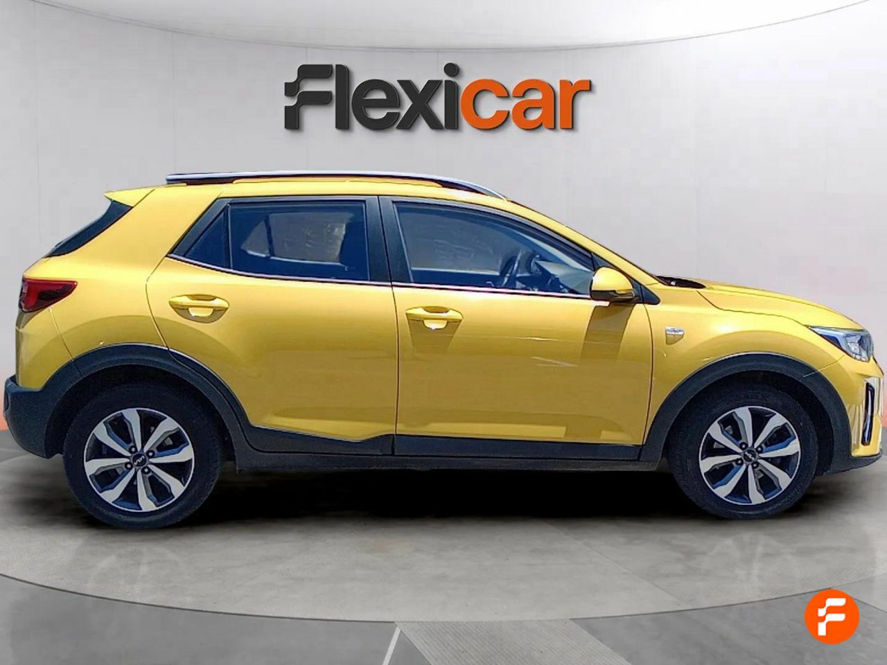 kia stonic 2022 / foto grande (3)