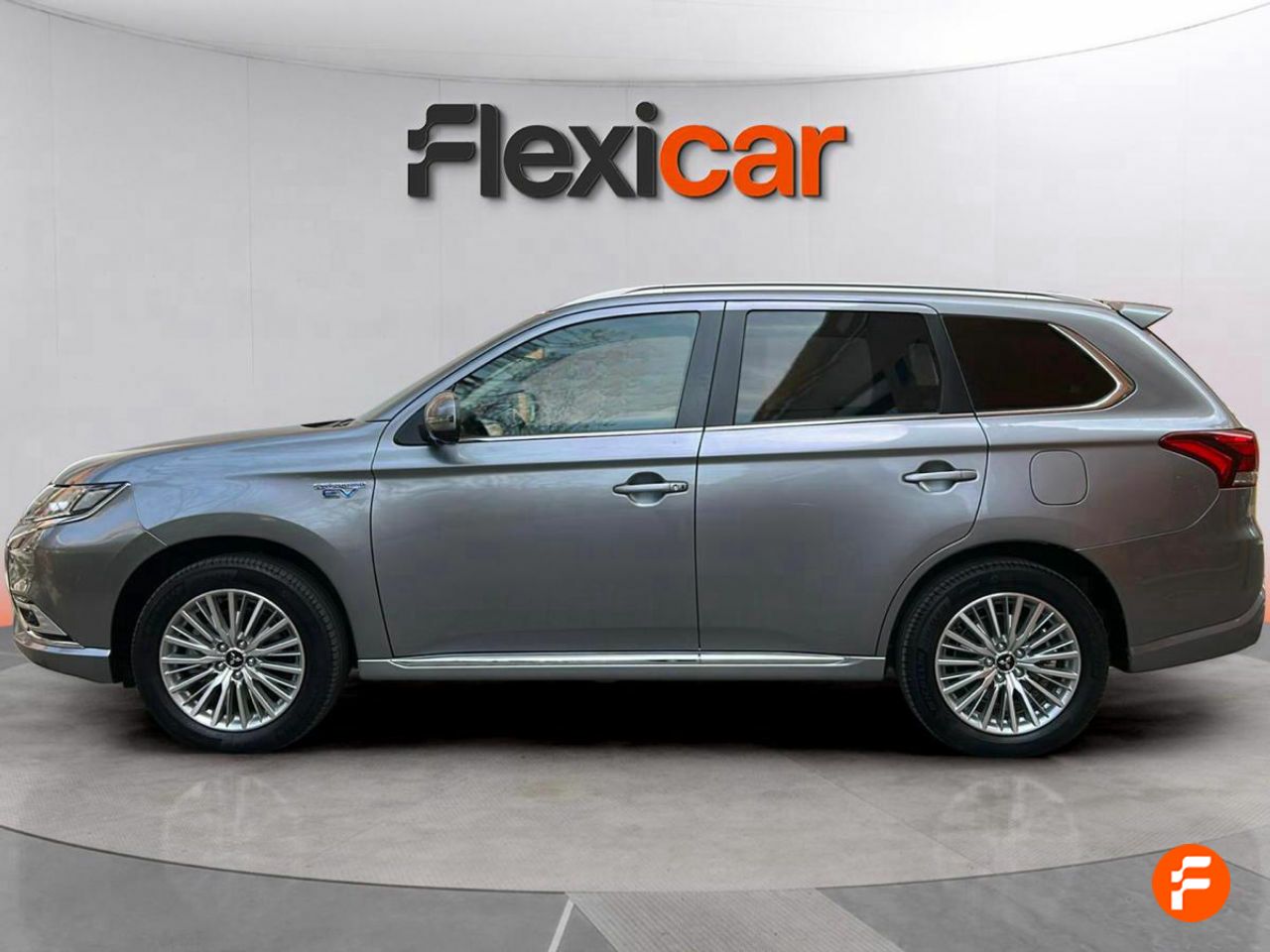 mitsubishi outlander 2021 / foto grande (3)