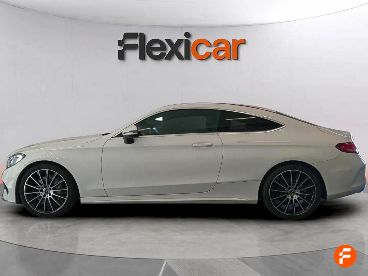 mercedes clase c 2017 / foto grande (2)