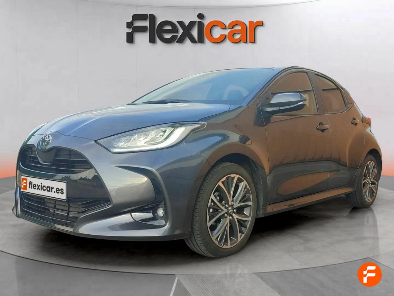 toyota yaris 2024 / foto grande (2)