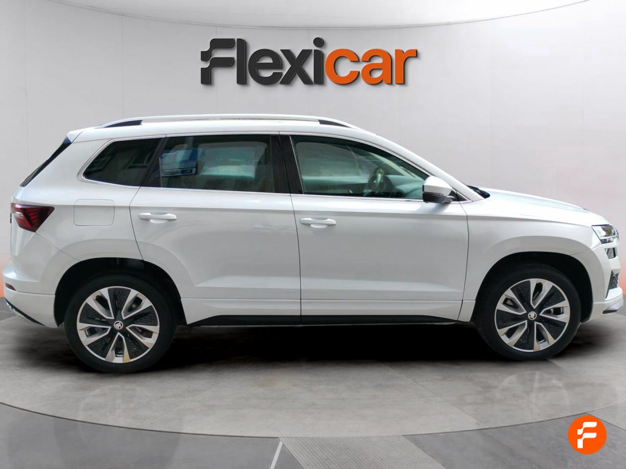 skoda karoq 2024 / foto grande (2)