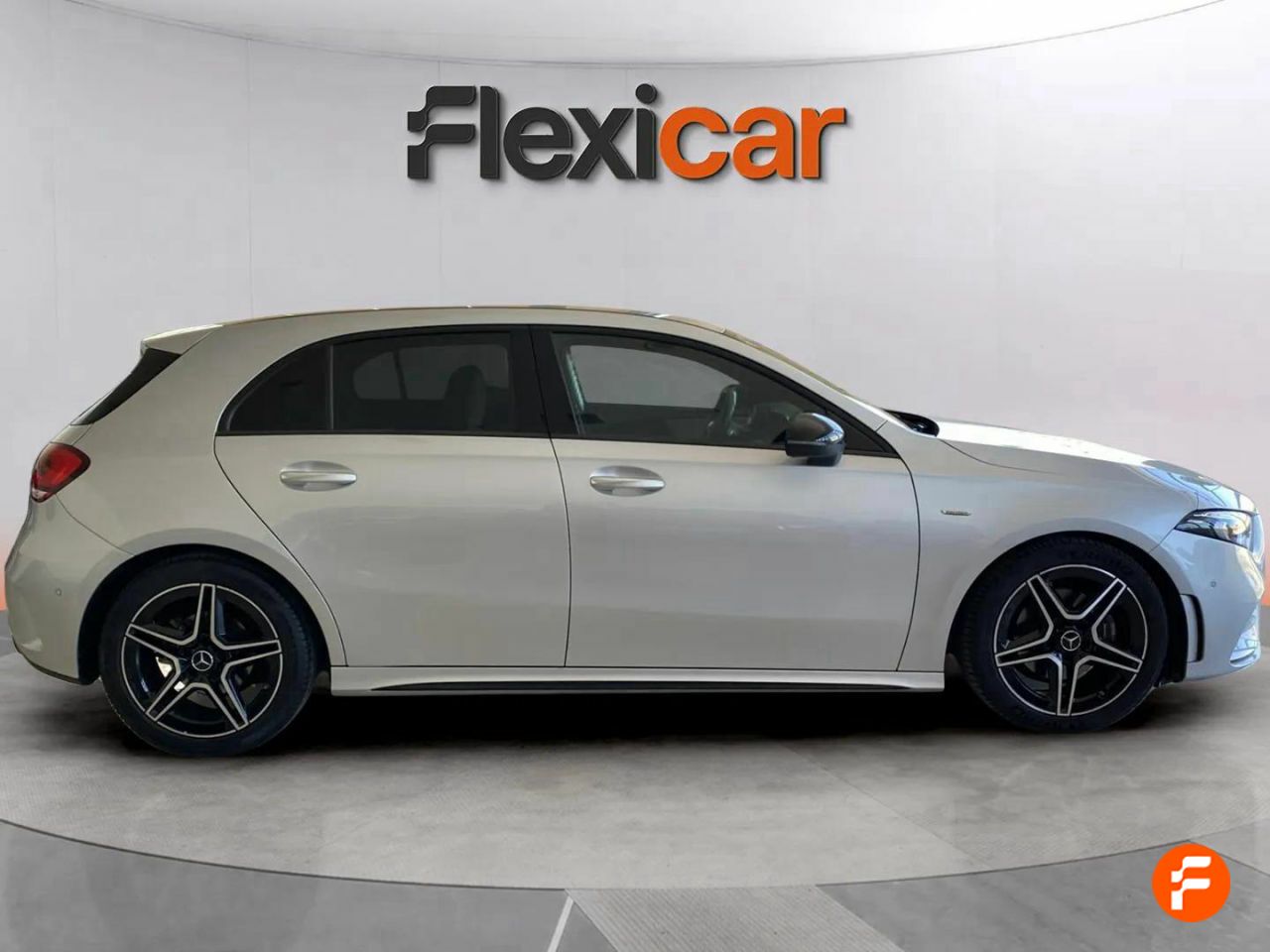 mercedes clase a 2021 / foto grande (3)