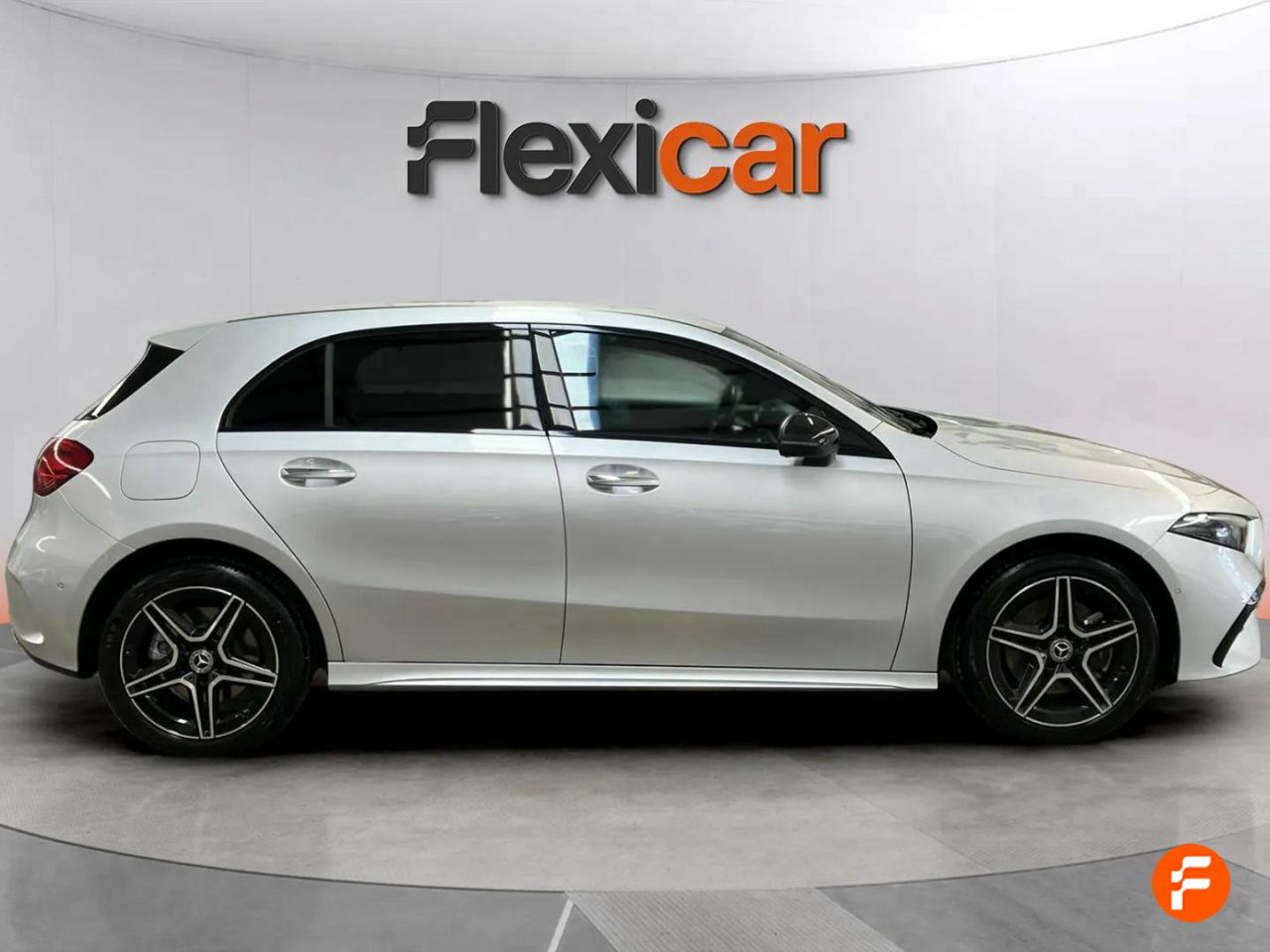 mercedes clase a 2023 / foto grande (3)