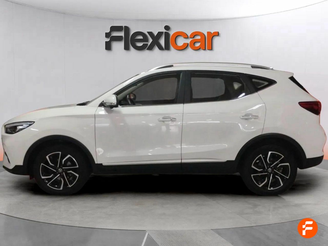 mg zs 2023 / foto grande (3)