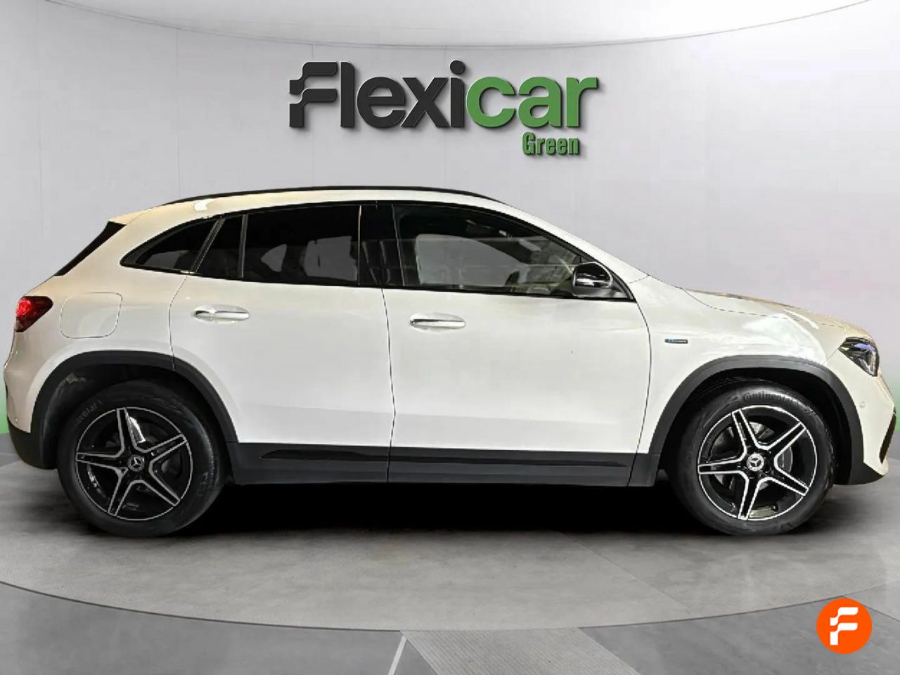 mercedes gla 2020 / foto grande (3)