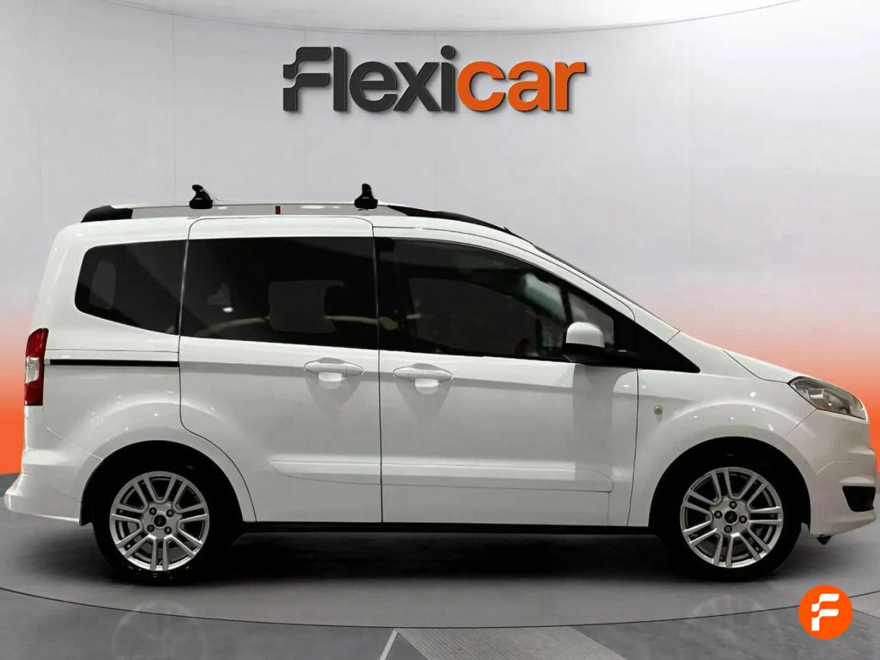 ford tourneo courier 2015 / foto grande (3)