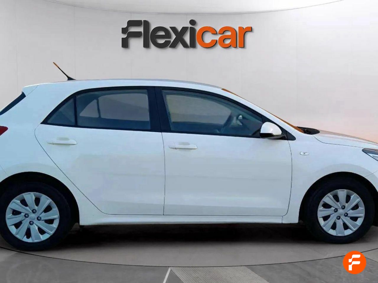 kia rio 2017 / foto grande (3)