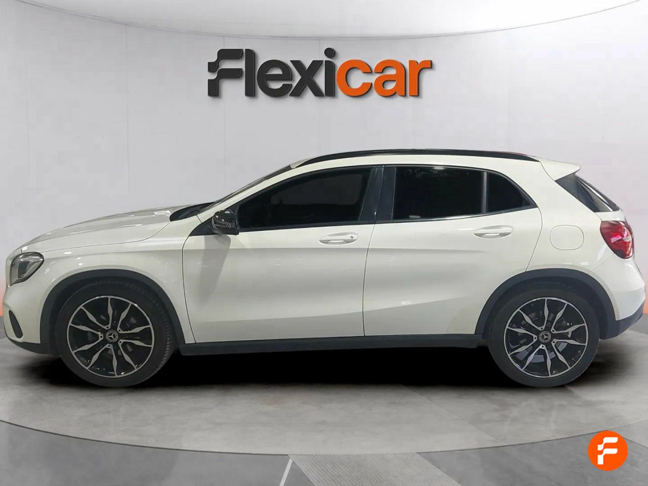 mercedes gla 2018 / foto grande (3)