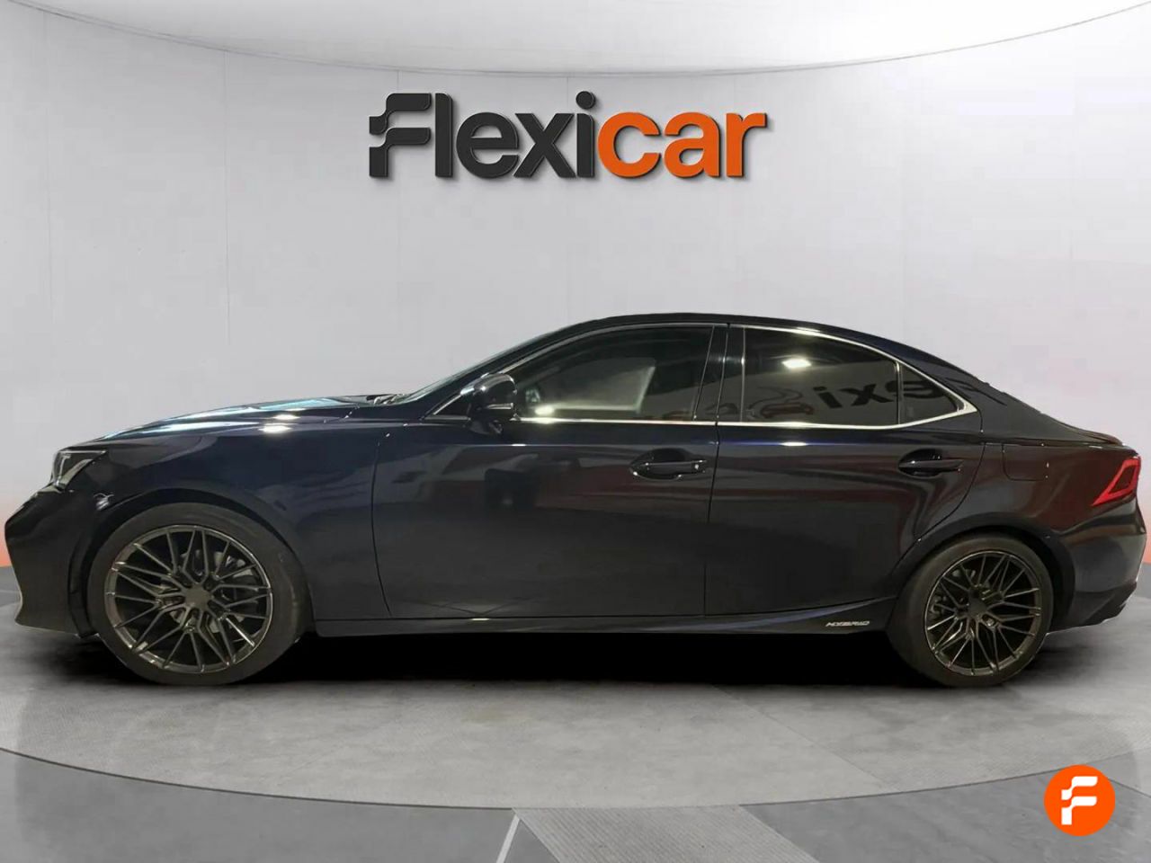 lexus is 2018 / foto grande (3)