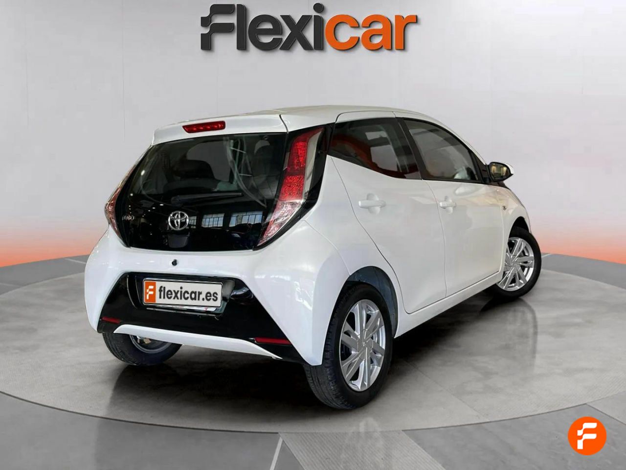 toyota aygo 2017 / foto grande (3)