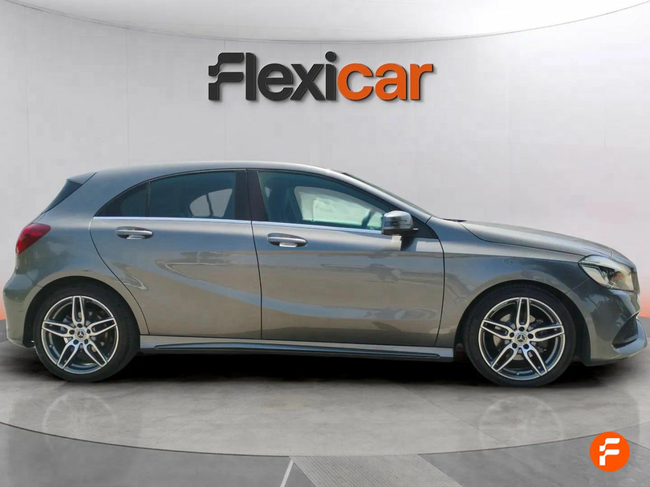 mercedes clase a 2018 / foto grande (3)