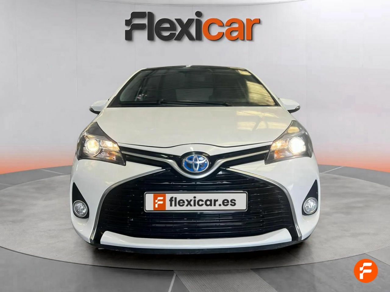 toyota yaris 2015 / foto grande (2)