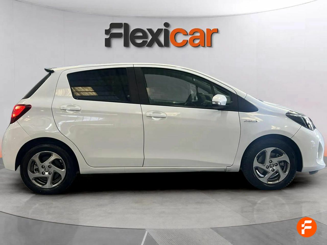 toyota yaris 2015 / foto grande (3)
