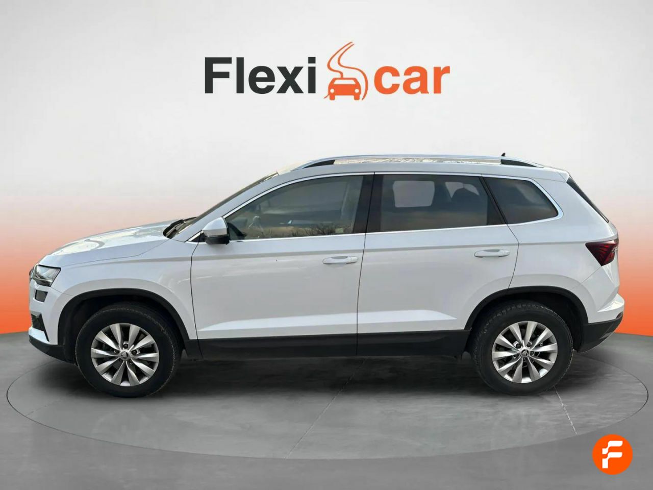 skoda karoq 2023 / foto grande (2)