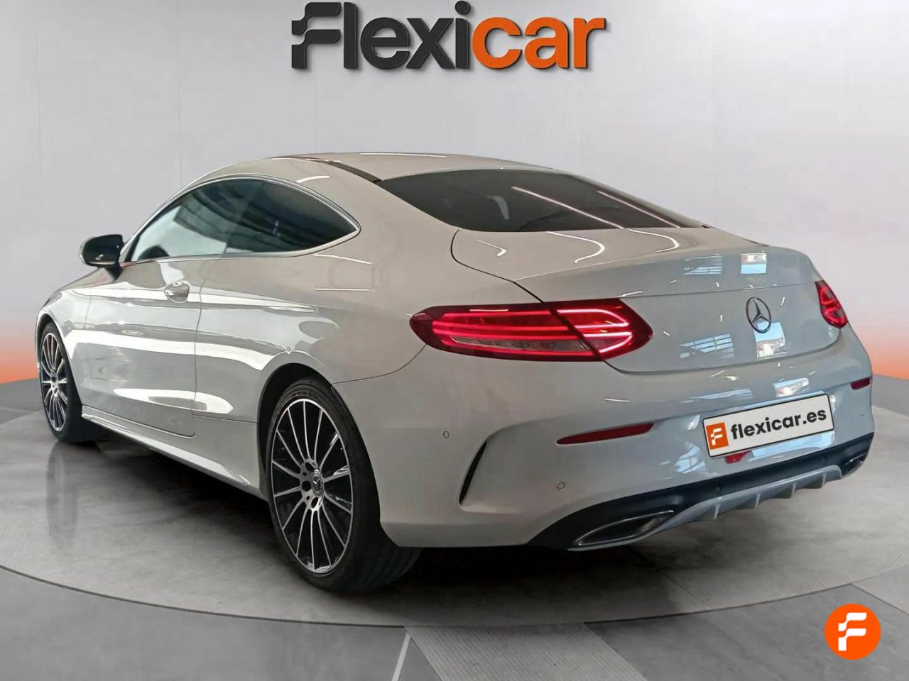 mercedes clase c 2017 / foto grande (3)