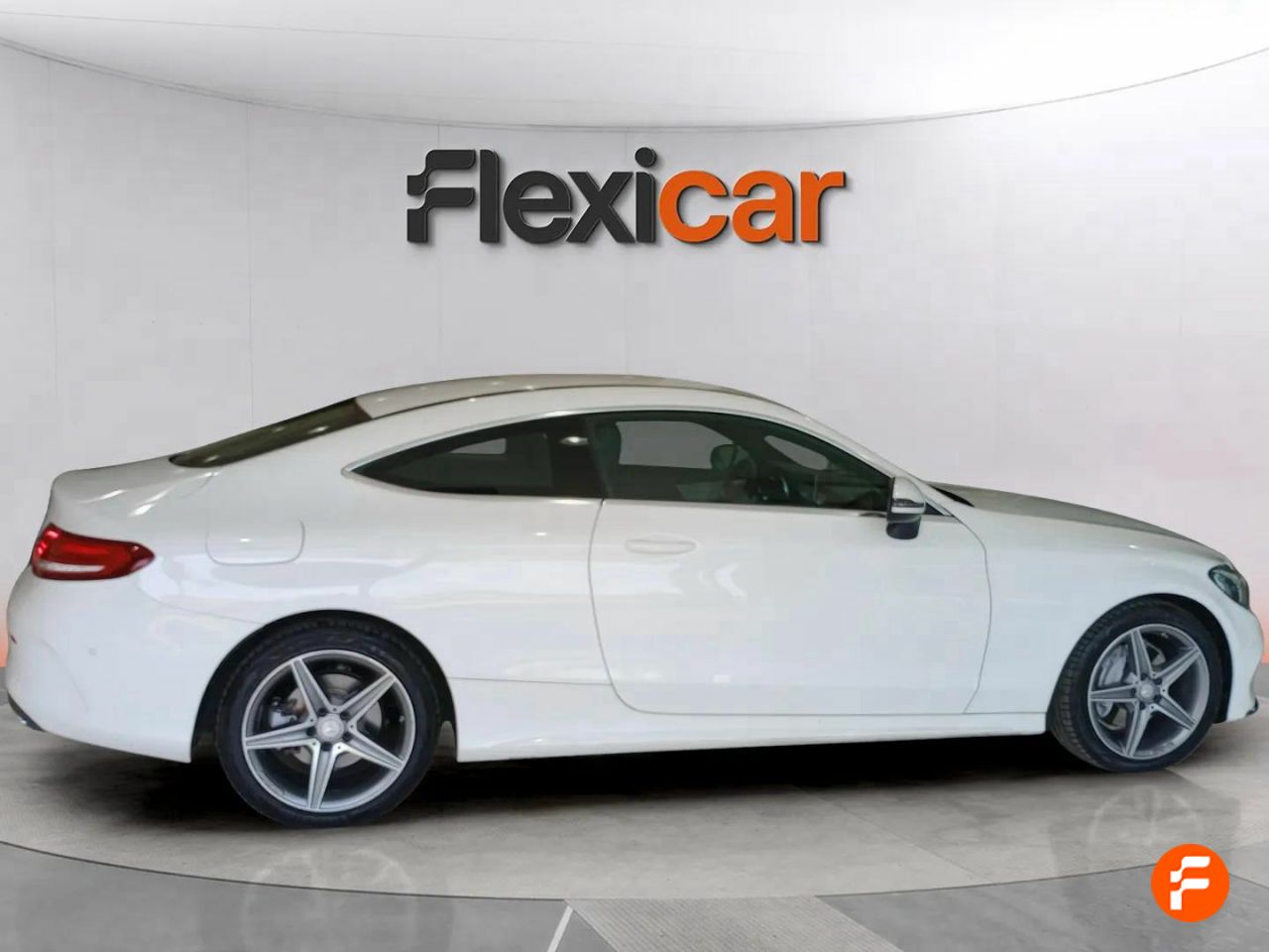 mercedes clase c 2016 / foto grande (3)