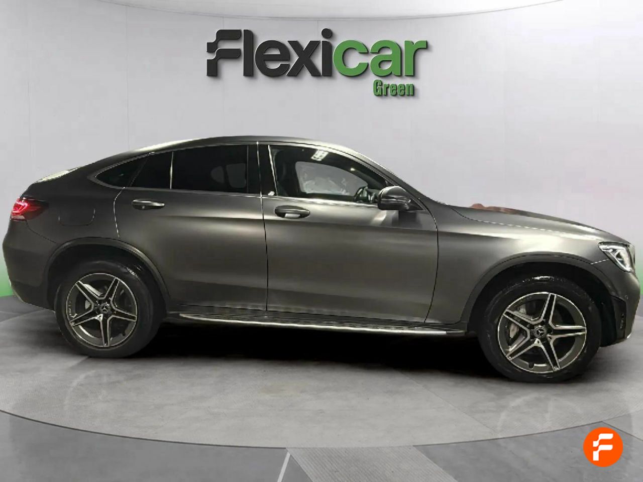 mercedes glc 2021 / foto grande (3)