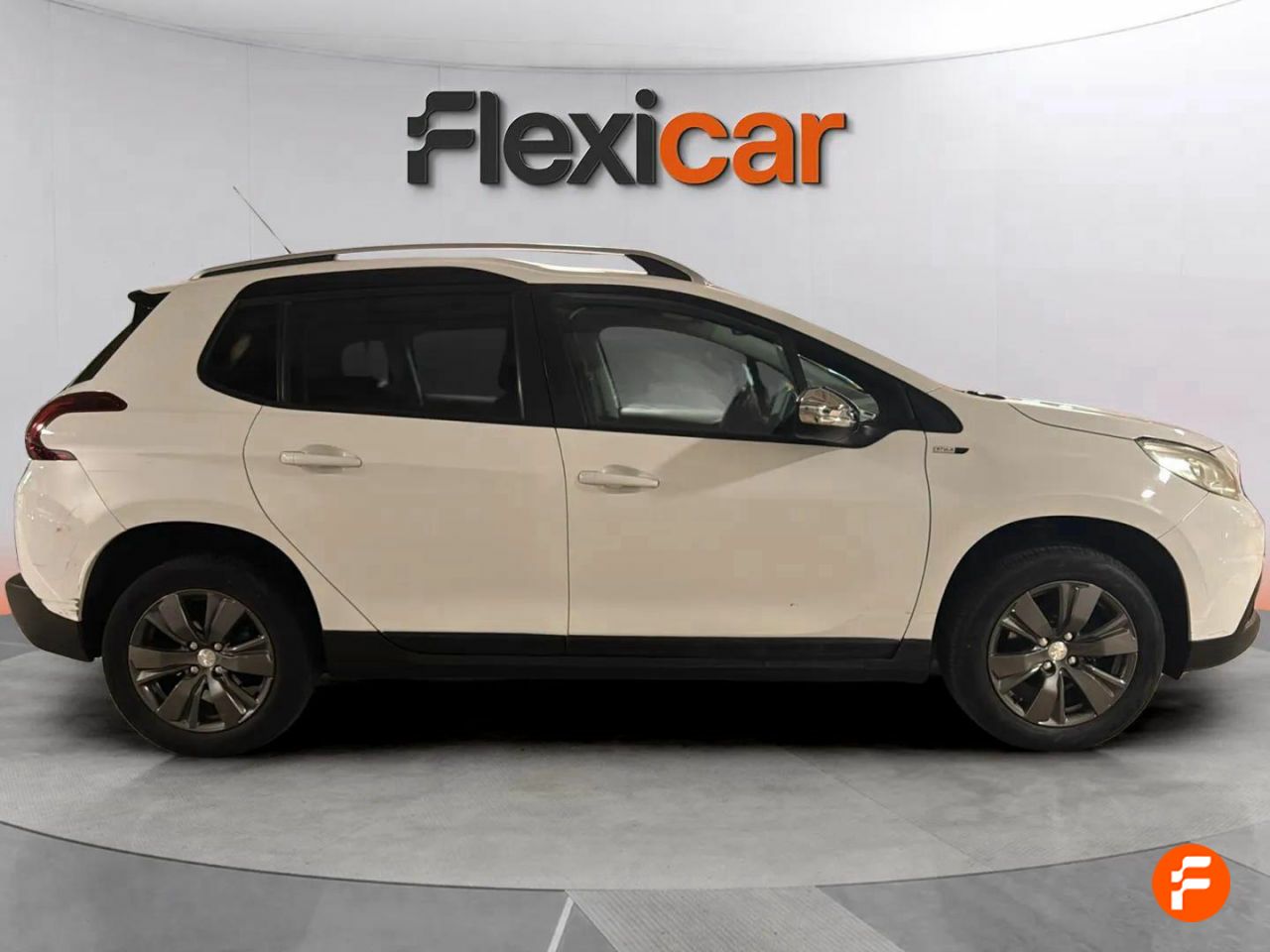 peugeot 2008 2017 / foto grande (2)