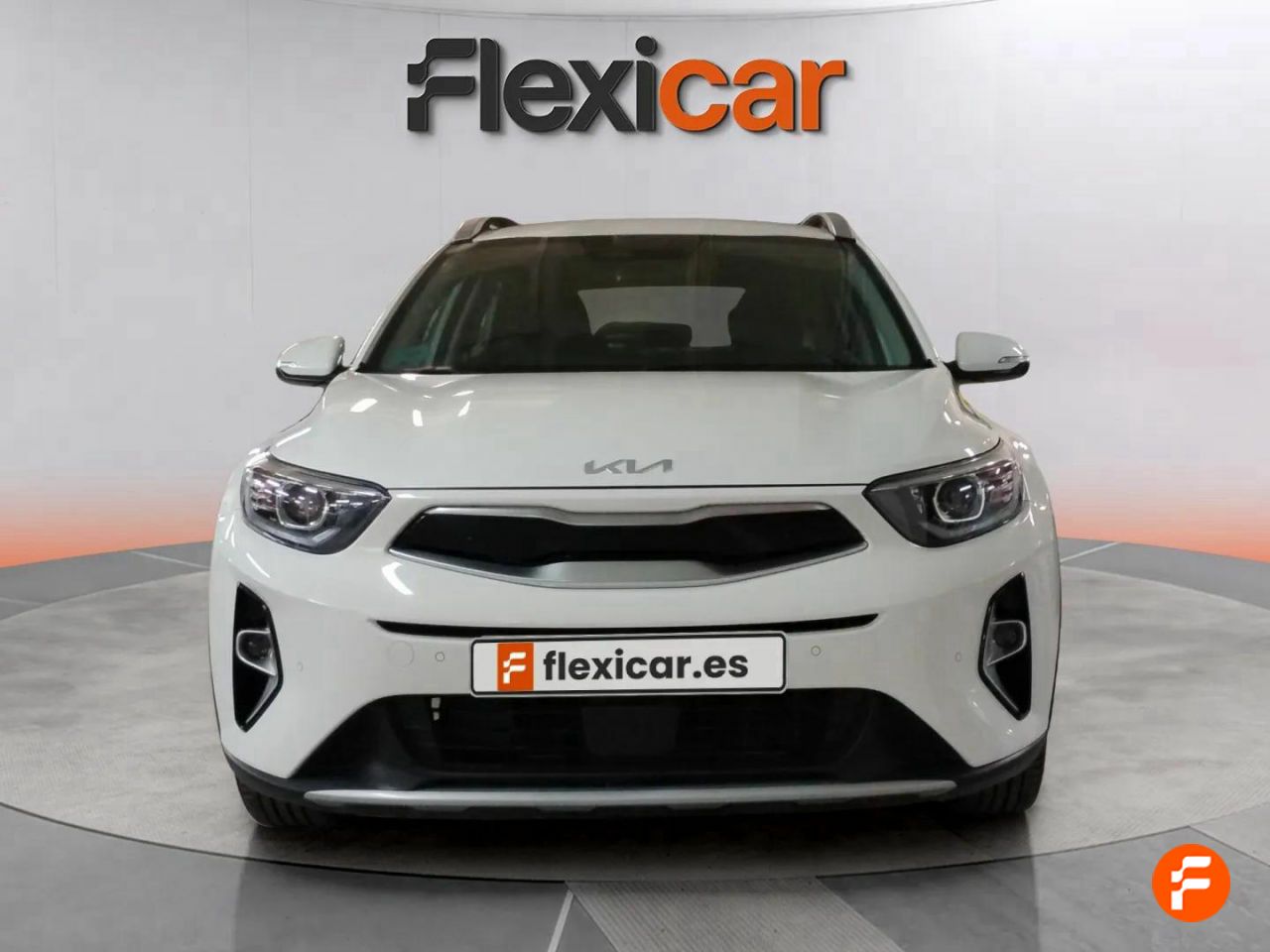kia stonic 2023 / foto grande (2)