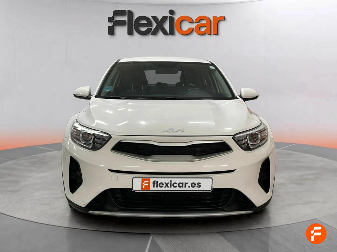 kia stonic 2022 / foto grande (2)