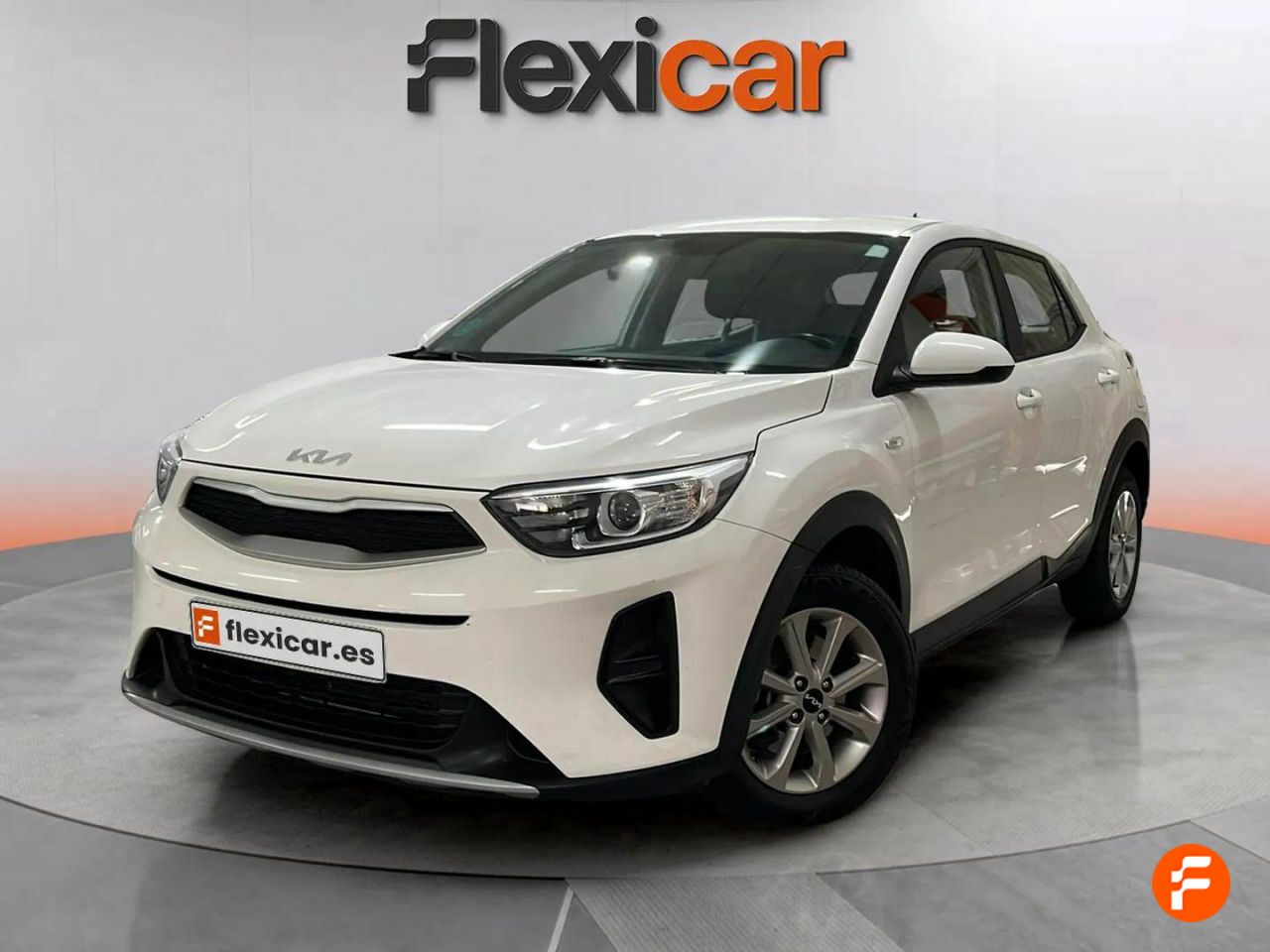 kia stonic 2022 / foto grande (3)