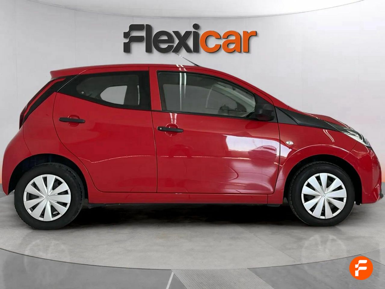 toyota aygo 2022 / foto grande (3)
