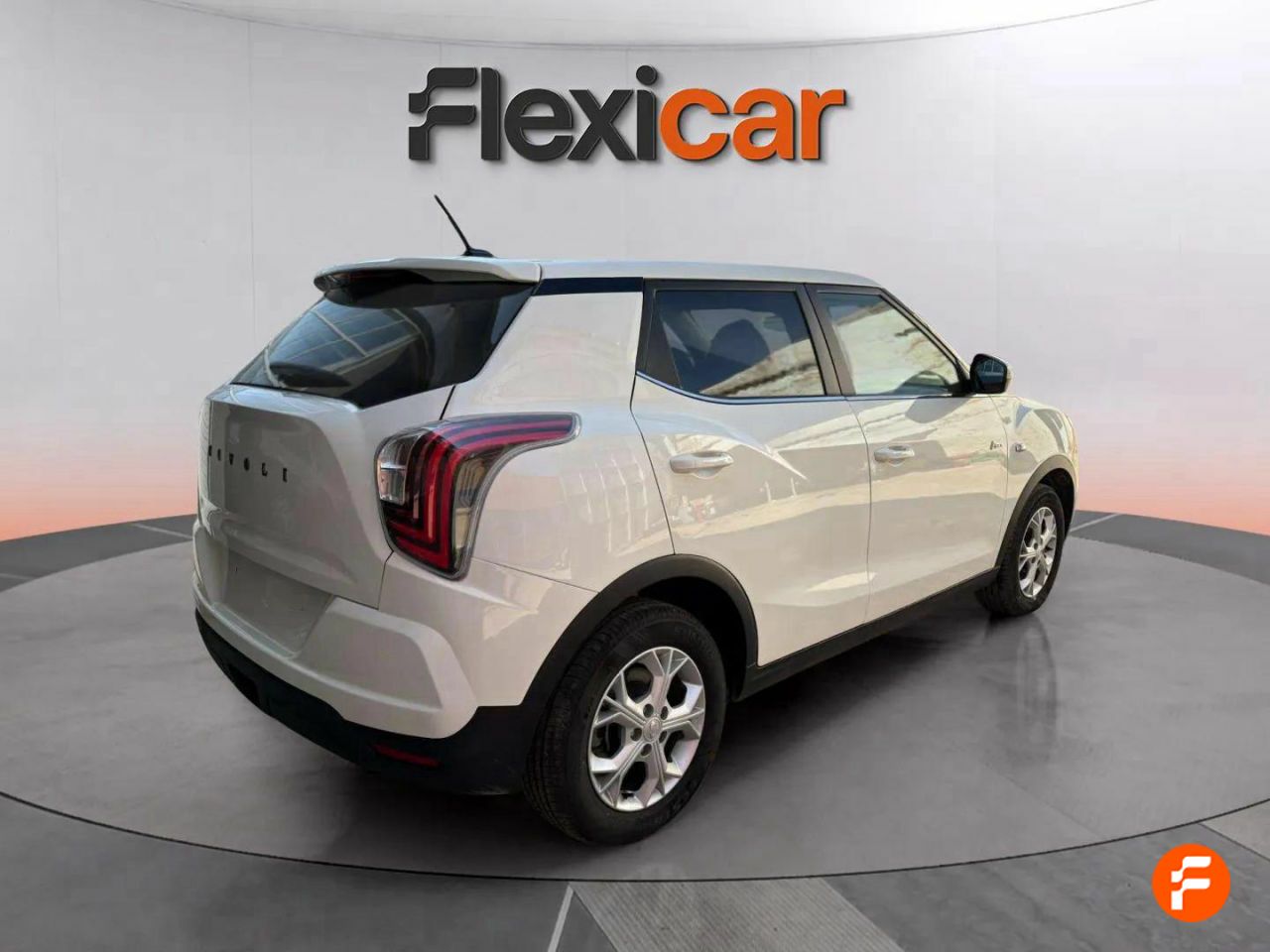 ssangyong tivoli 2024 / foto grande (3)