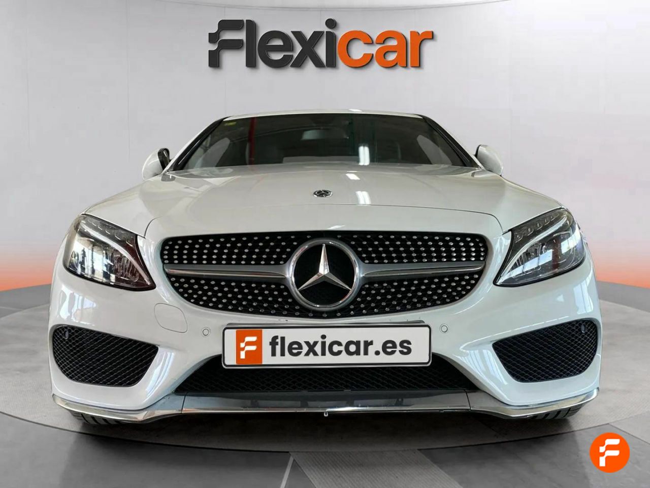 mercedes clase c 2018 / foto grande (2)