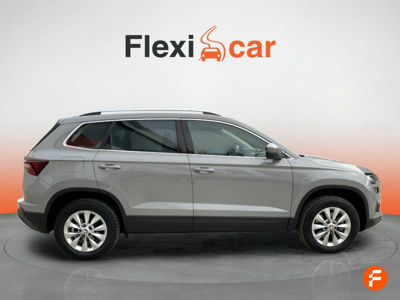 skoda karoq 2023 / foto grande (2)