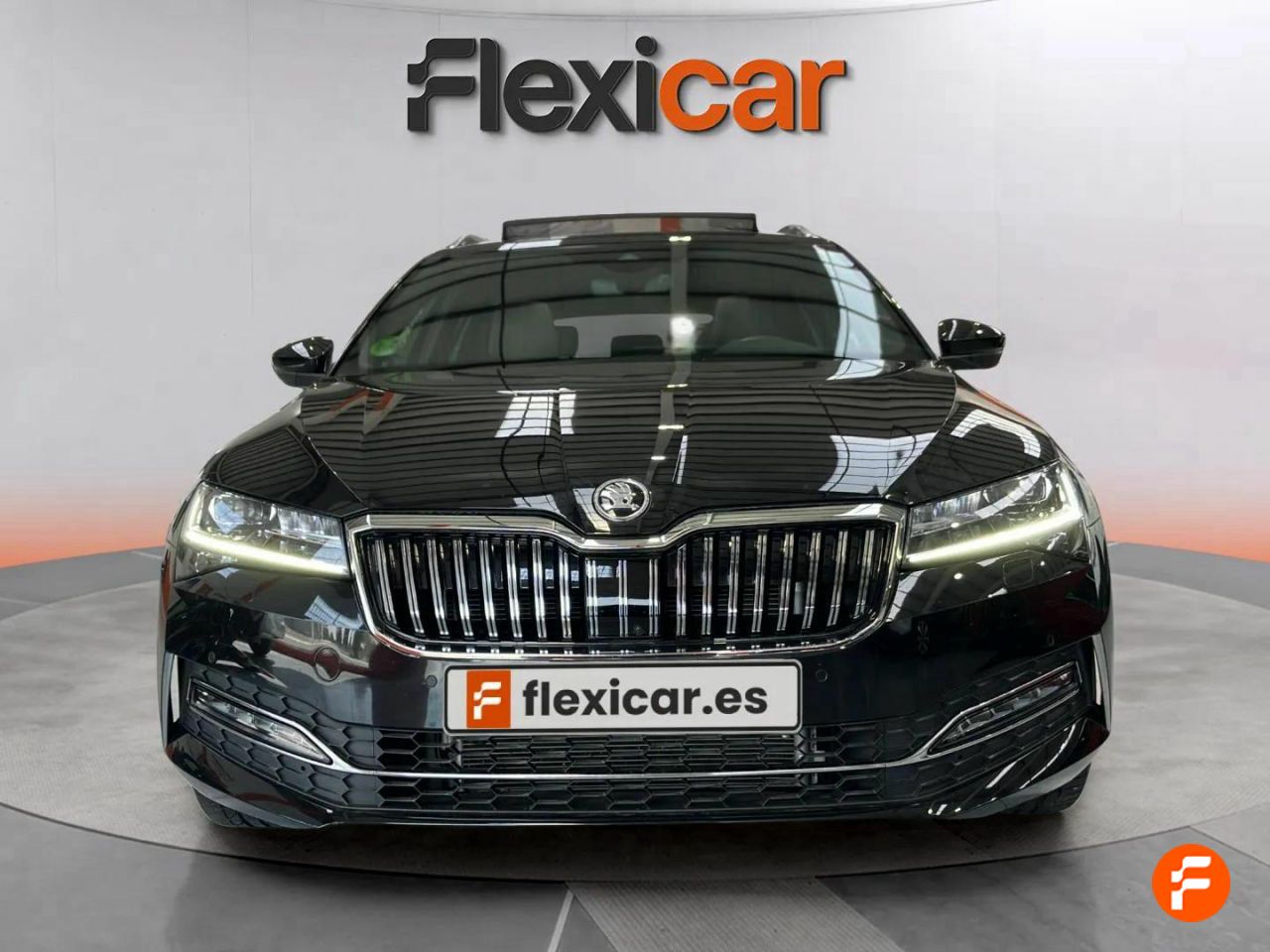 skoda superb 2024 / foto grande (2)