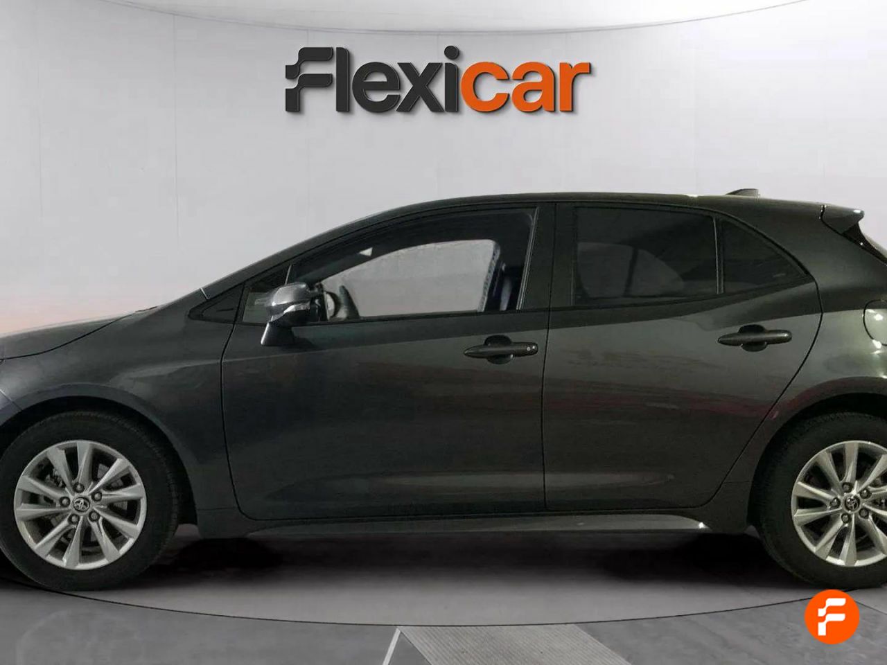 toyota corolla 2023 / foto grande (3)