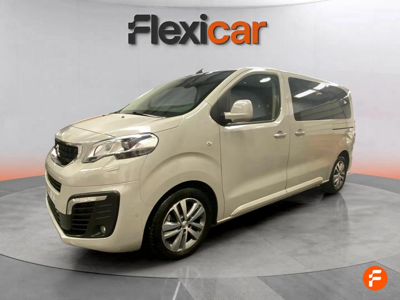 peugeot traveller 2017 / foto grande (2)