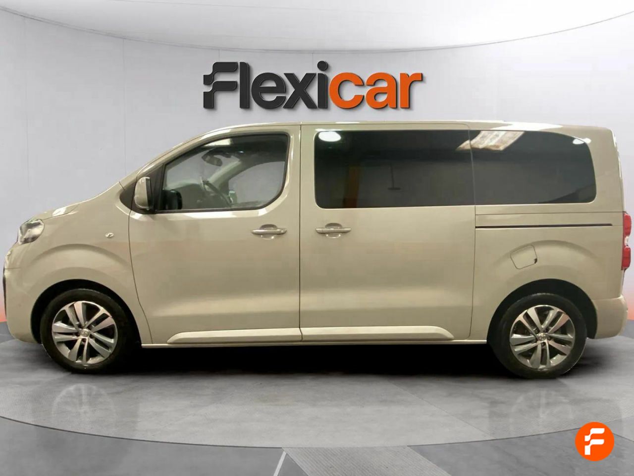 peugeot traveller 2017 / foto grande (3)