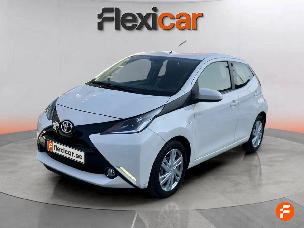 toyota aygo 2015 / foto grande (3)