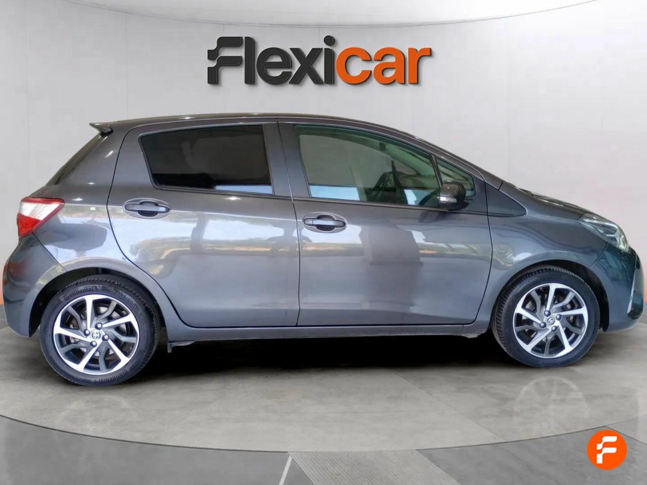 toyota yaris 2019 / foto grande (3)
