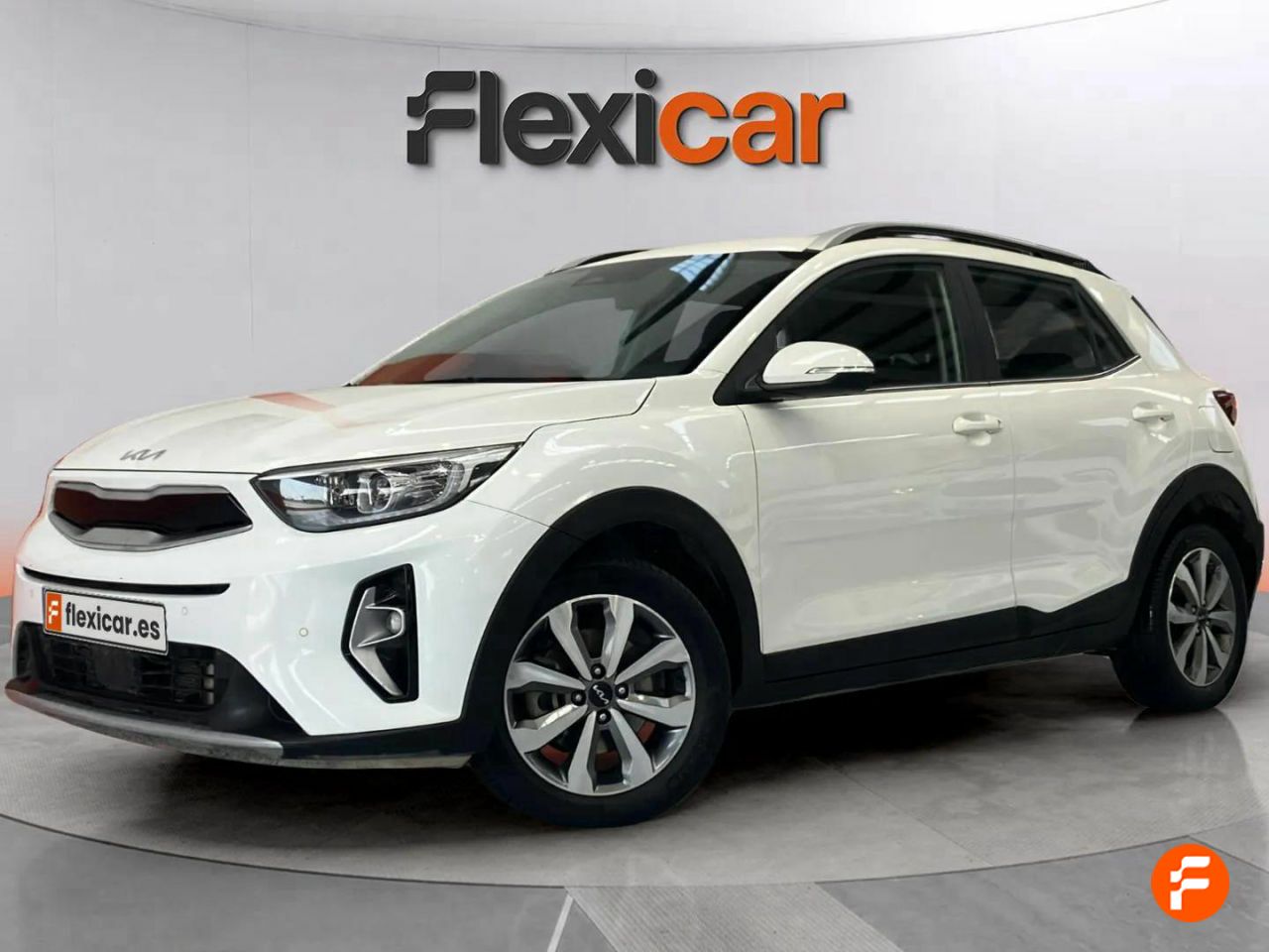 kia stonic 2022 / foto grande (3)
