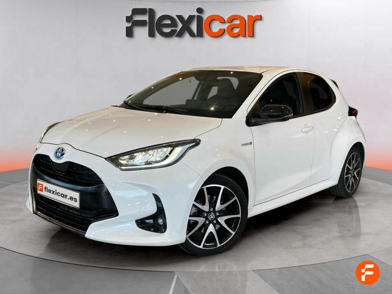 toyota yaris 2021 / foto grande (3)